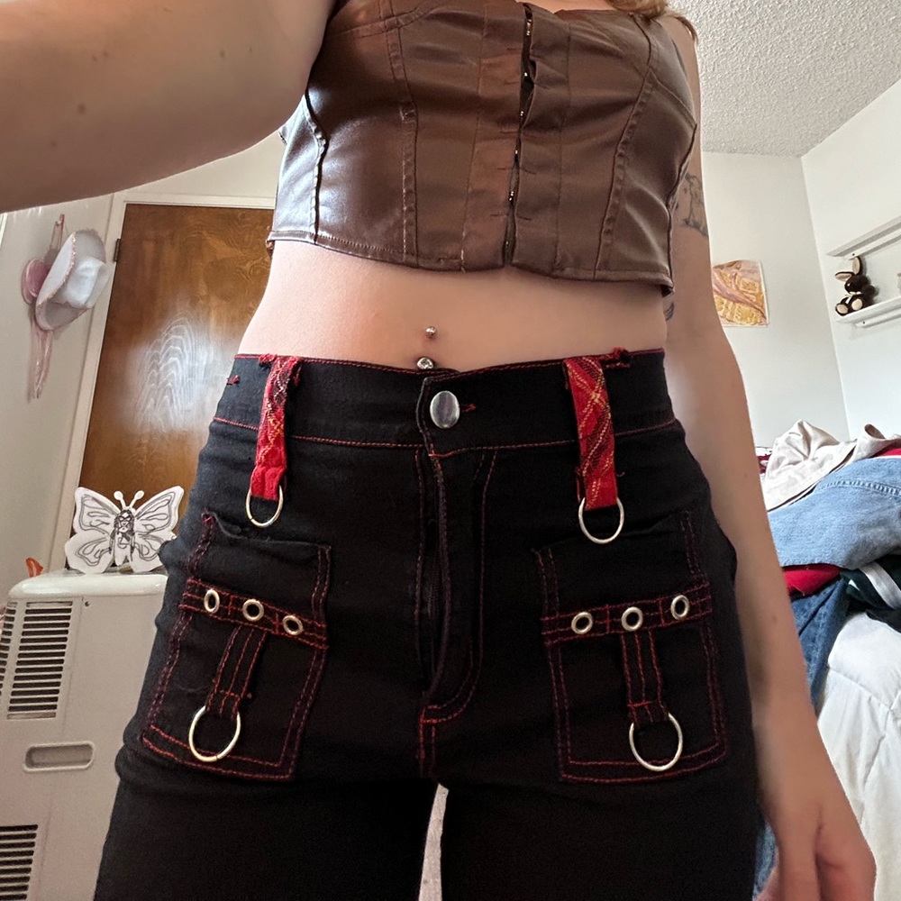 stetch black plaid goth pants <3